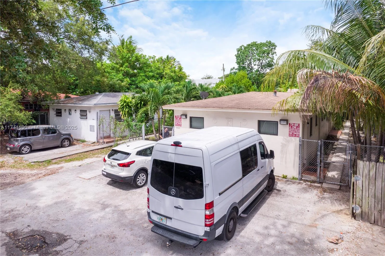 5520 NE 1st Ct, Miami, FL 33137 photo 5