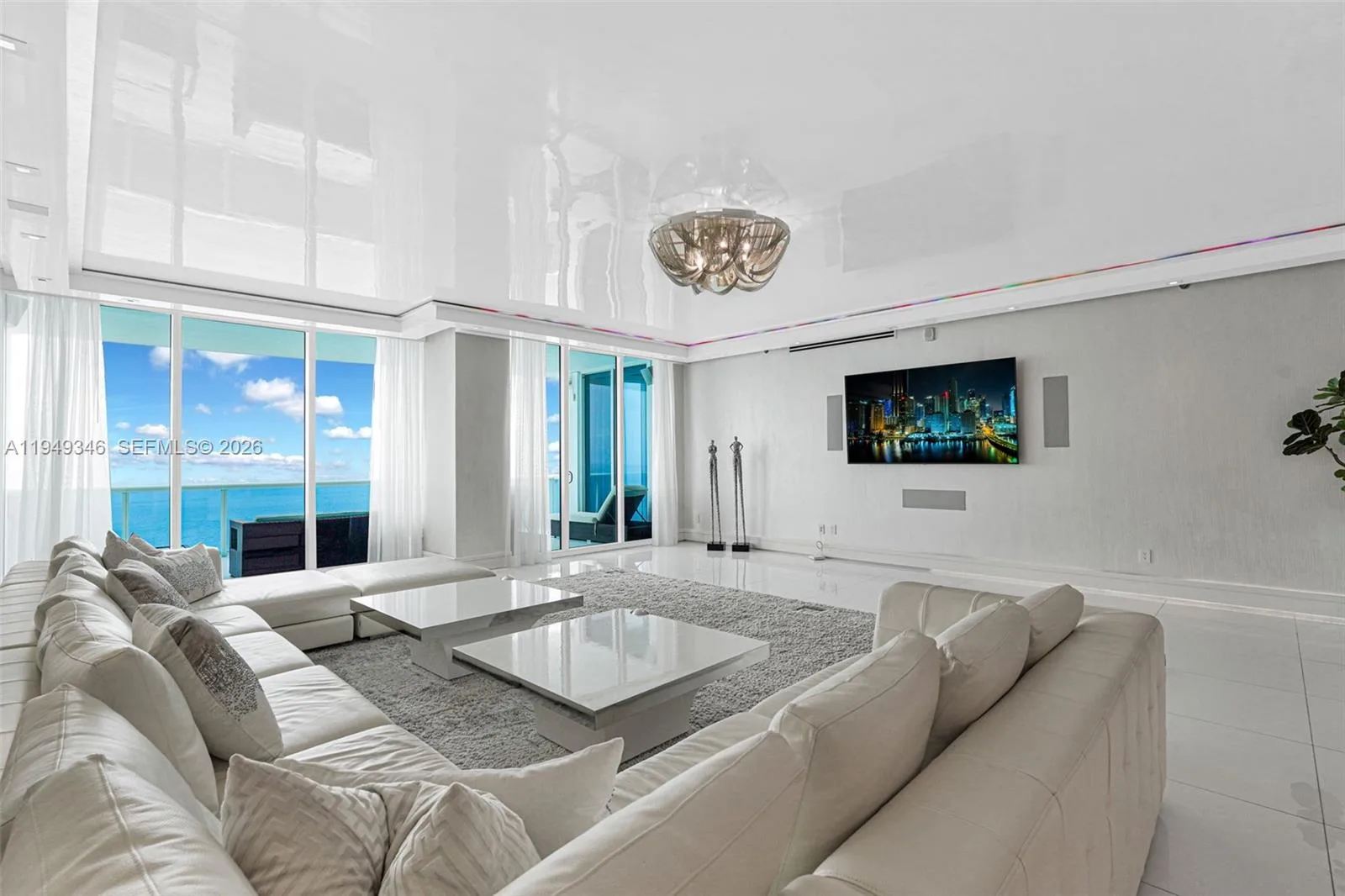 2711 S Ocean Drive # 3704, Hollywood, FL 33019