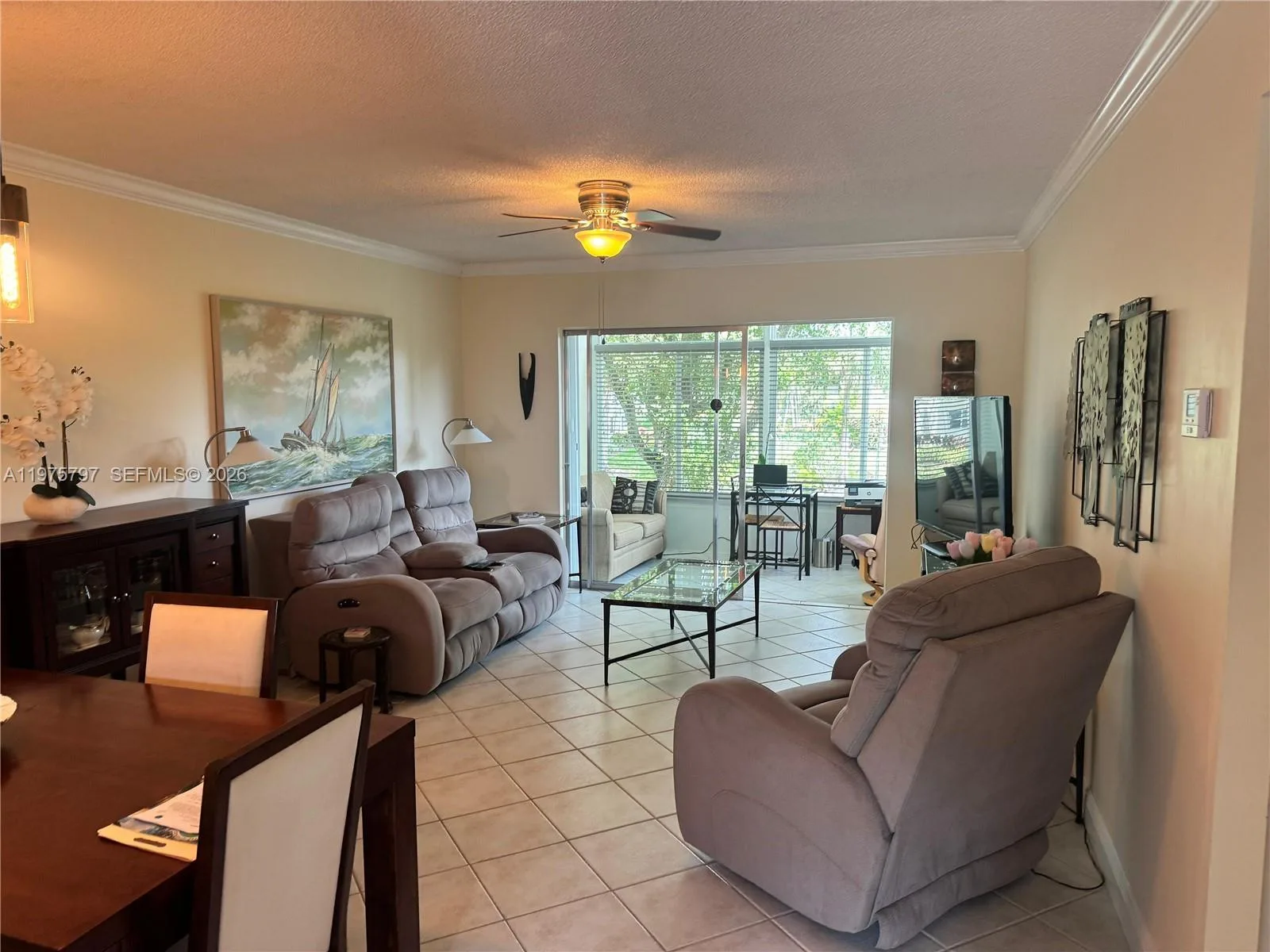 5121 W Oakland Park Blvd # 204, Lauderdale Lakes, FL 33313