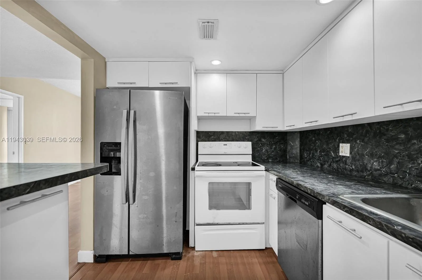 900 Bay Dr # 321, Miami Beach, FL 33141 photo 12