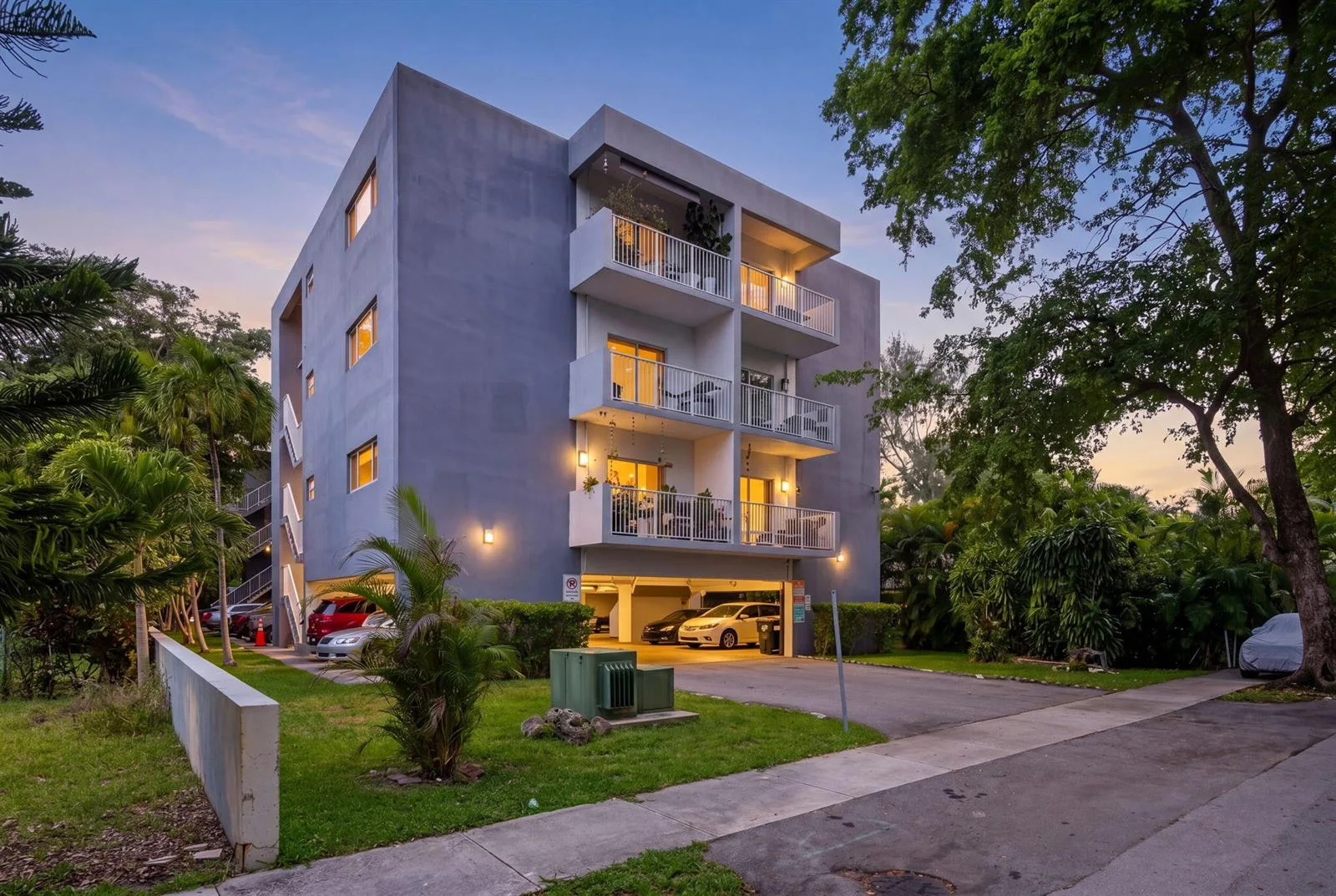 645 NE 121st Street, North Miami, FL 33161