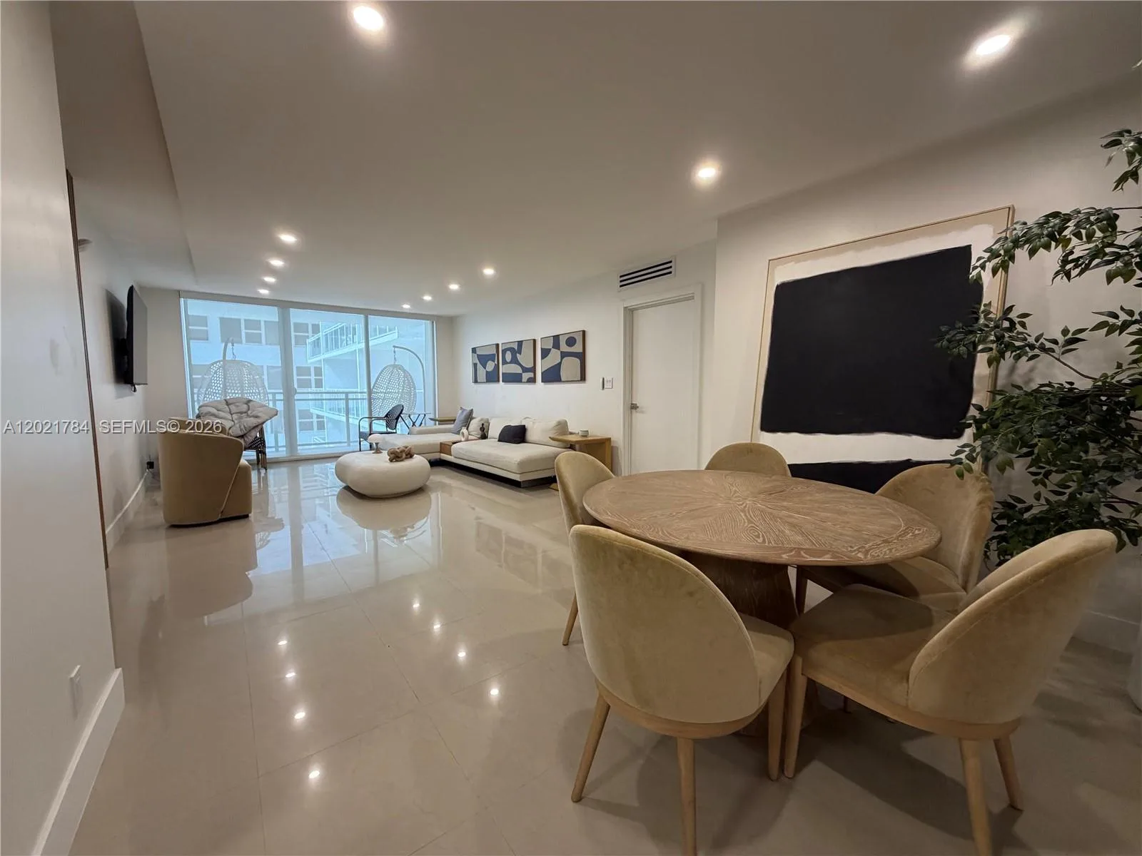 2030 S Ocean Dr # 2118, Hallandale Beach, FL 33009