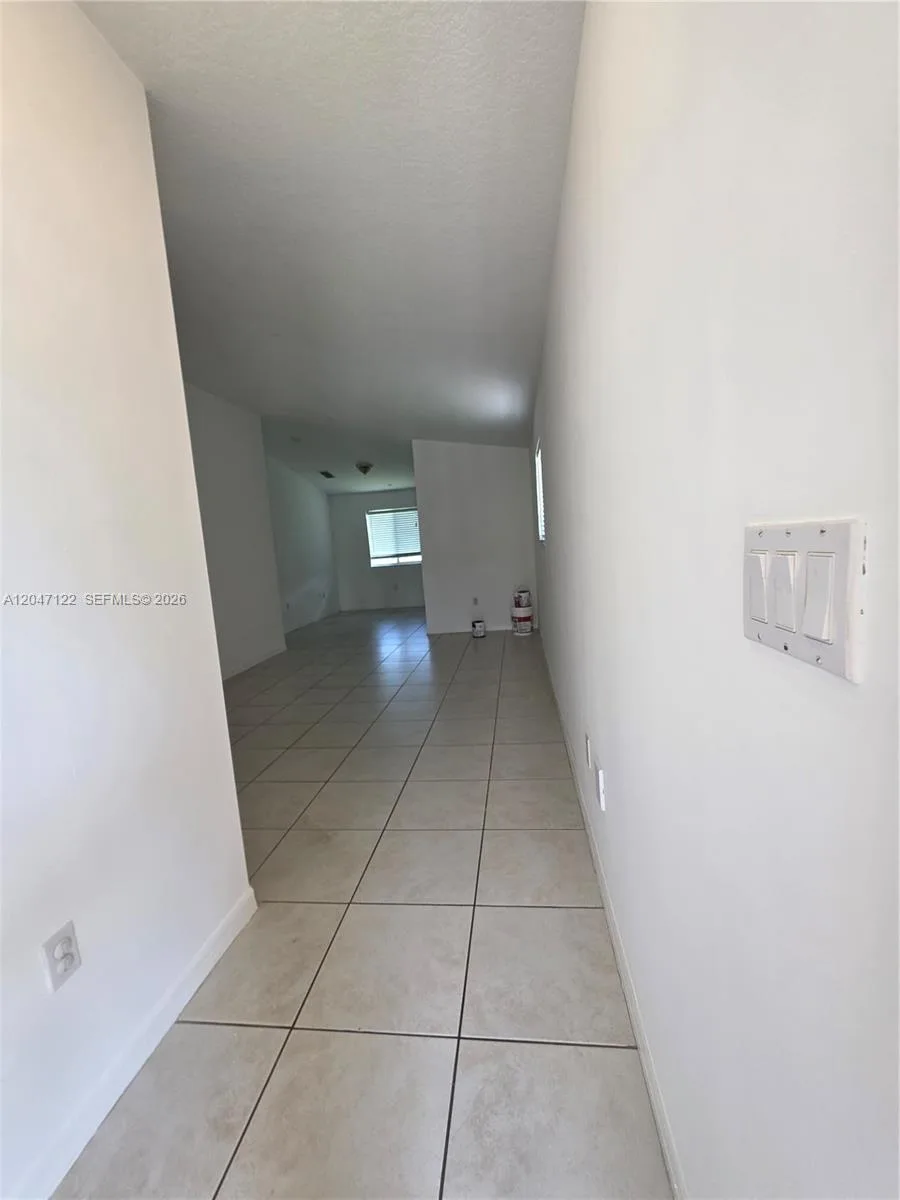 3398 NE 9th Dr # 204, Homestead, FL 33033 photo 3