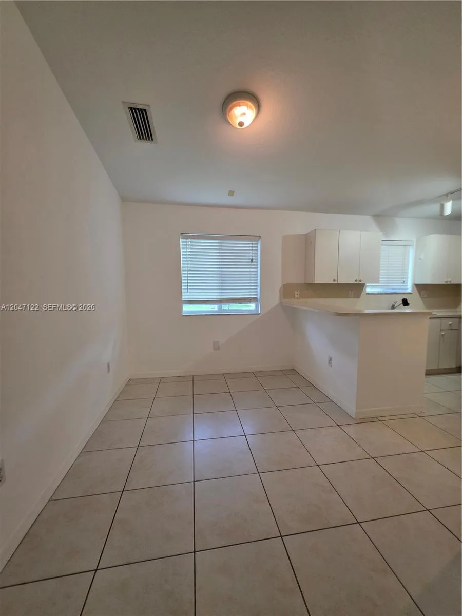 3398 NE 9th Dr # 204, Homestead, FL 33033 photo 7