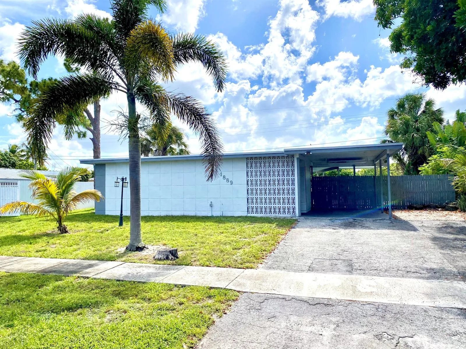 3034 2ND Street, Fort Myers, FL 33916
