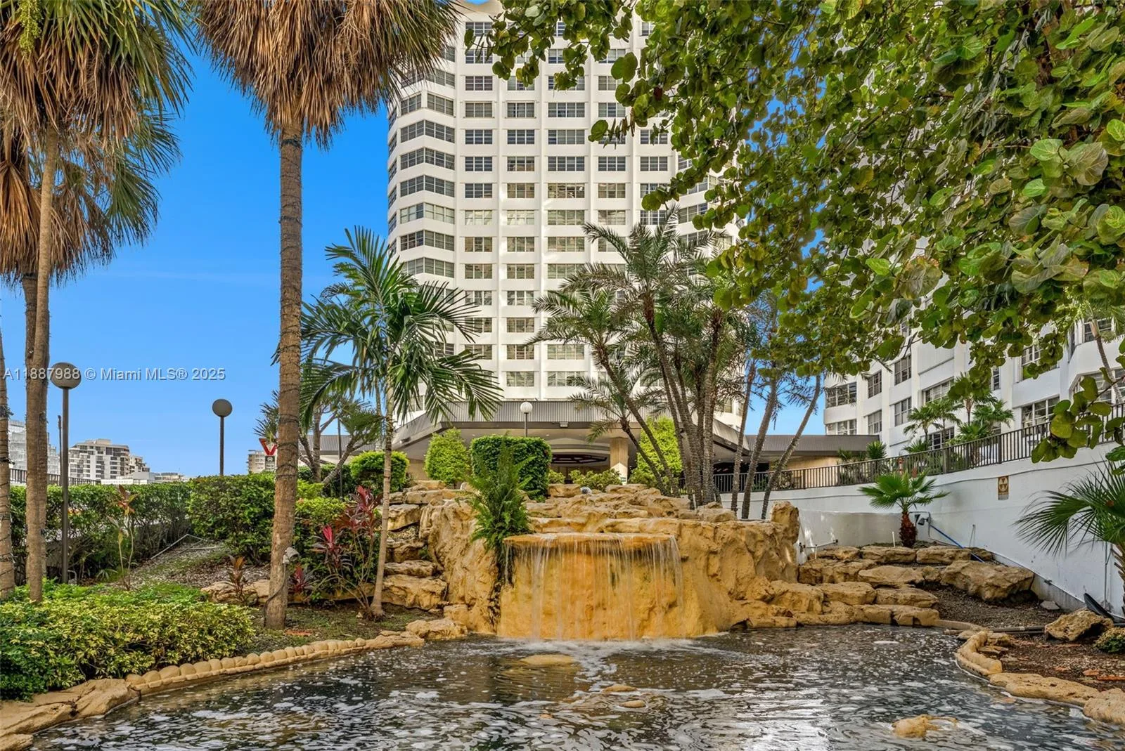 801 Brickell Bay Dr # 2066, Miami, FL 33131 photo 3