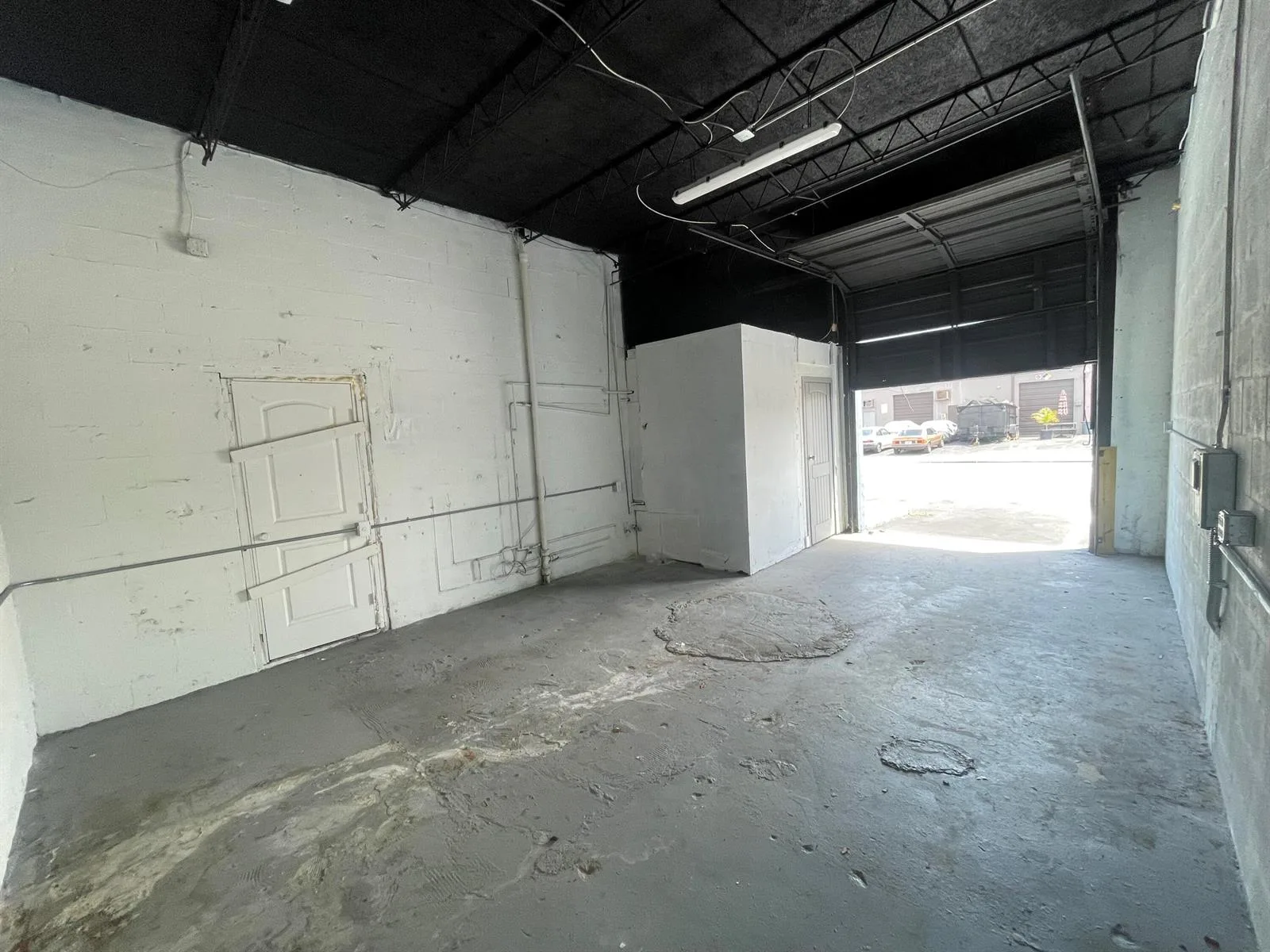 823 NW 45TH Street, Oakland Park, FL 33309