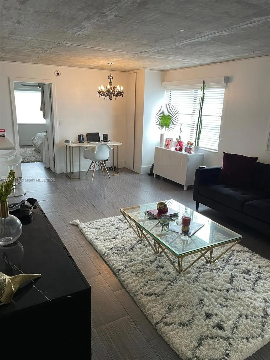 753 Michigan Ave # 2E, Miami Beach, FL 33139