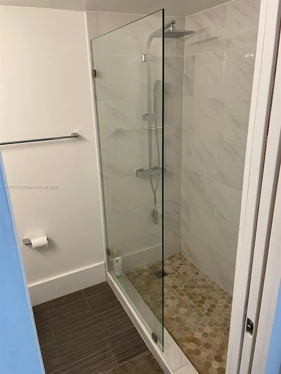753 Michigan Ave # 2E, Miami Beach, FL 33139 photo 11