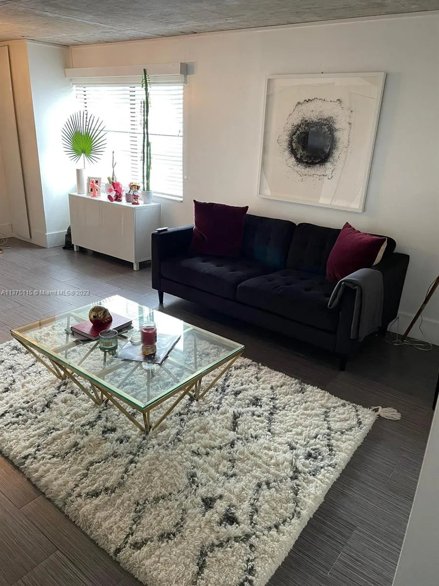 753 Michigan Ave # 2E, Miami Beach, FL 33139 photo 3