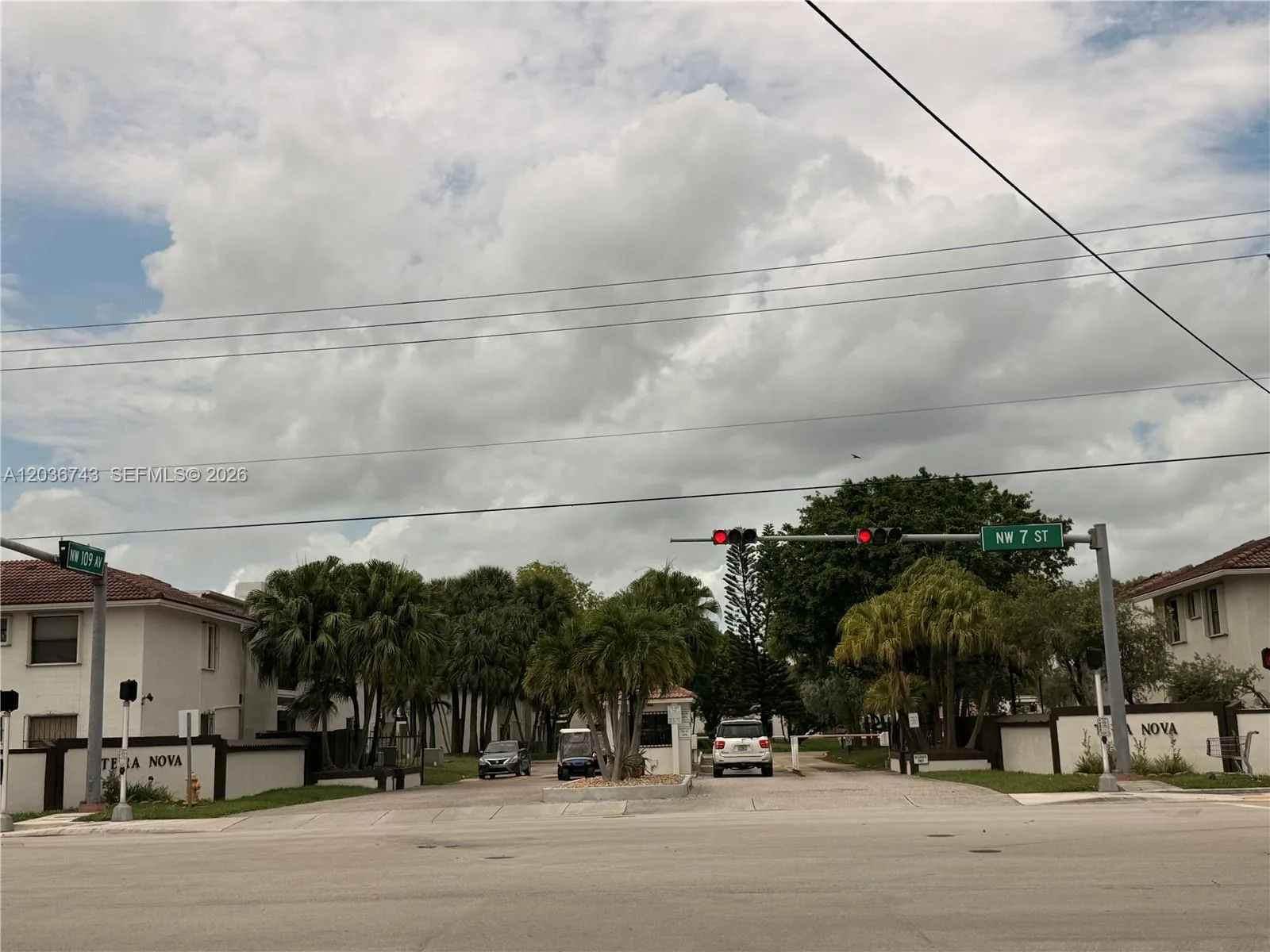 10875 NW 7th St # 11-36, Miami, FL 33172
