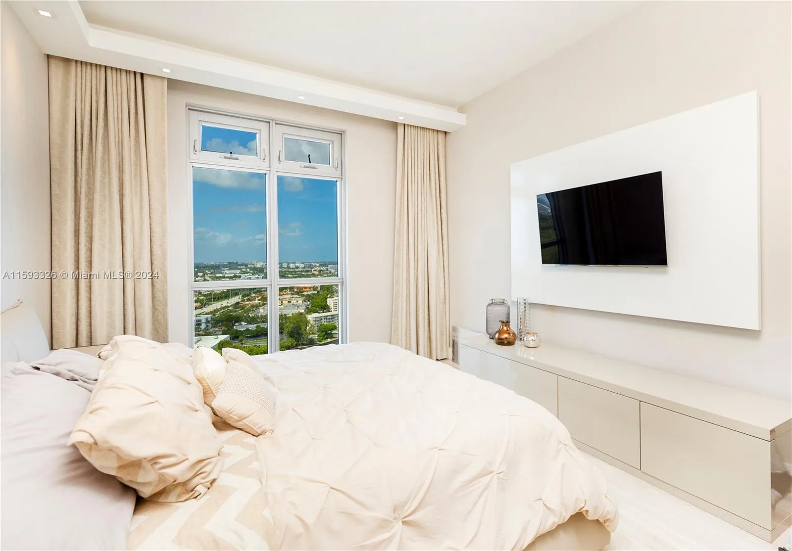 17301 Biscayne Blvd # L-PH-10, North Miami Beach, FL 33160 photo 10