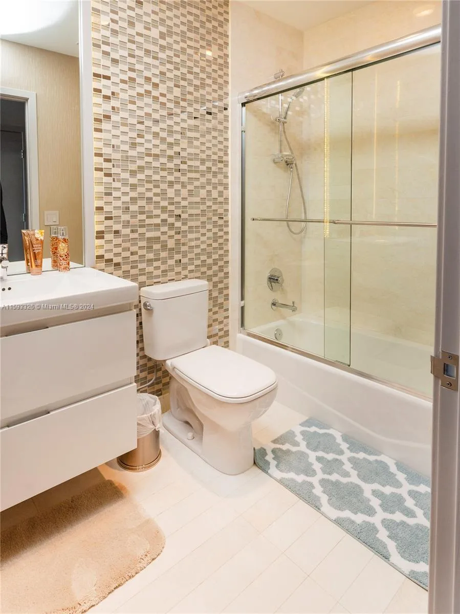17301 Biscayne Blvd # L-PH-10, North Miami Beach, FL 33160 photo 11
