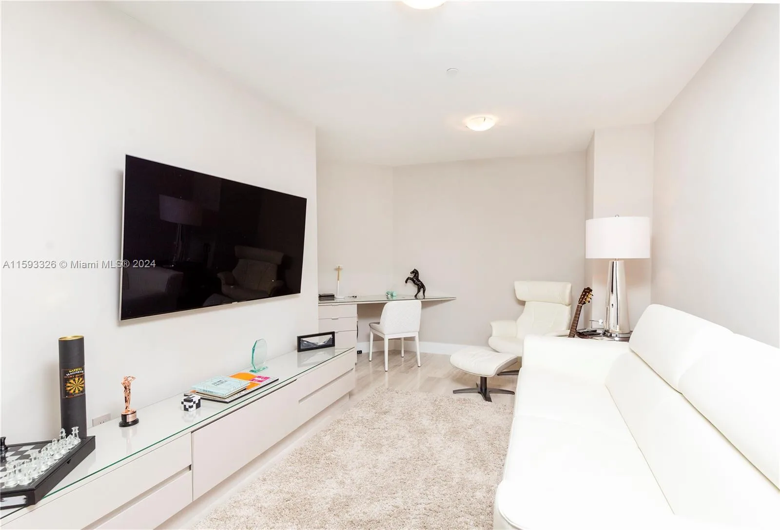 17301 Biscayne Blvd # L-PH-10, North Miami Beach, FL 33160 photo 12