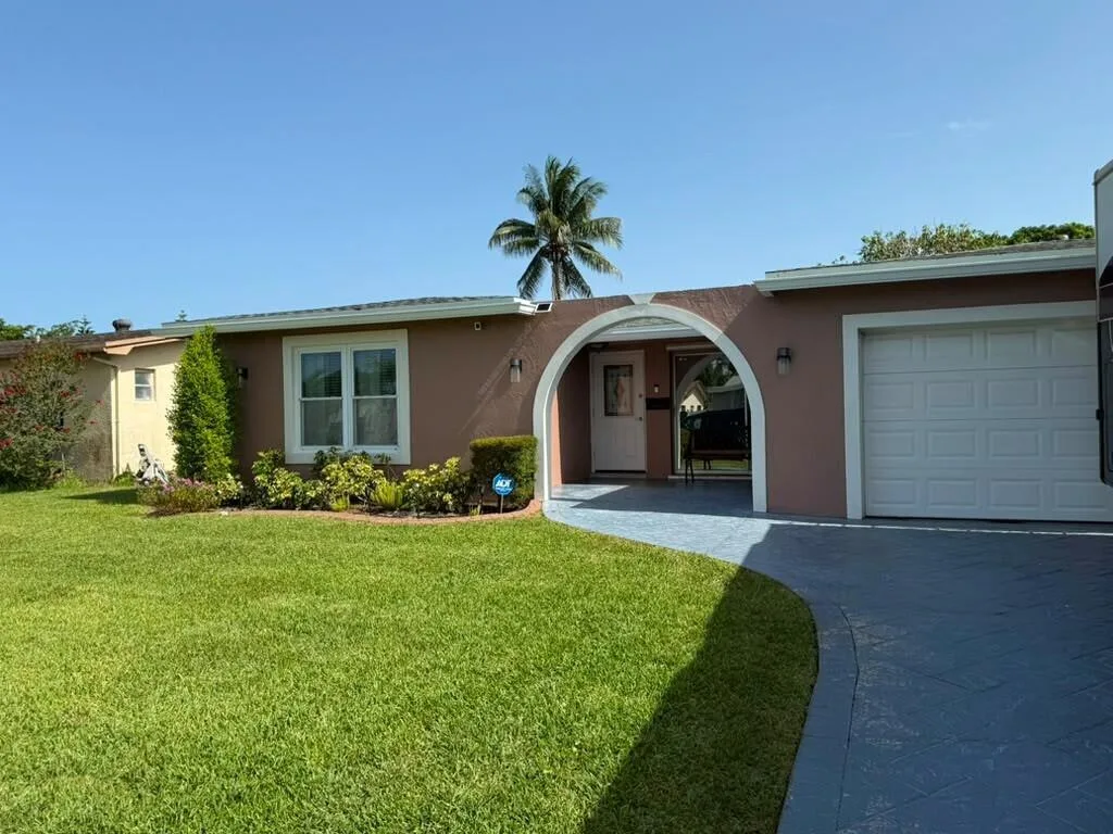 9340 NW 21ST Manor, Sunrise, FL 33322 photo 2