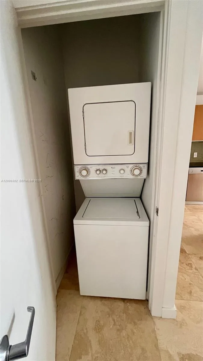 1050 BRICKELL AV # 1408, Miami, FL 33131 photo 10