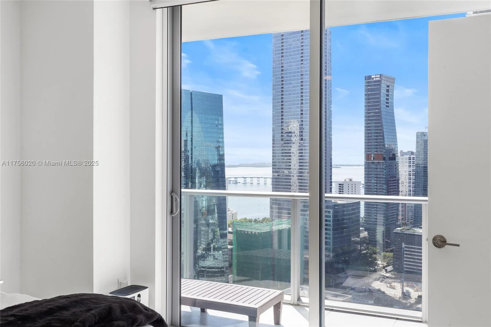1100 S Miami Ave # 3303, Miami, FL 33130 photo 9