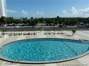 400 Kings Point Dr # 307, Sunny Isles Beach, FL 33160 photo 10