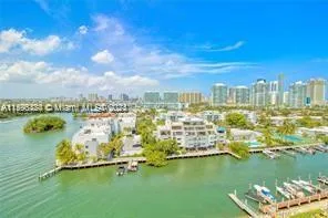 400 Kings Point Dr # 307, Sunny Isles Beach, FL 33160 photo 3