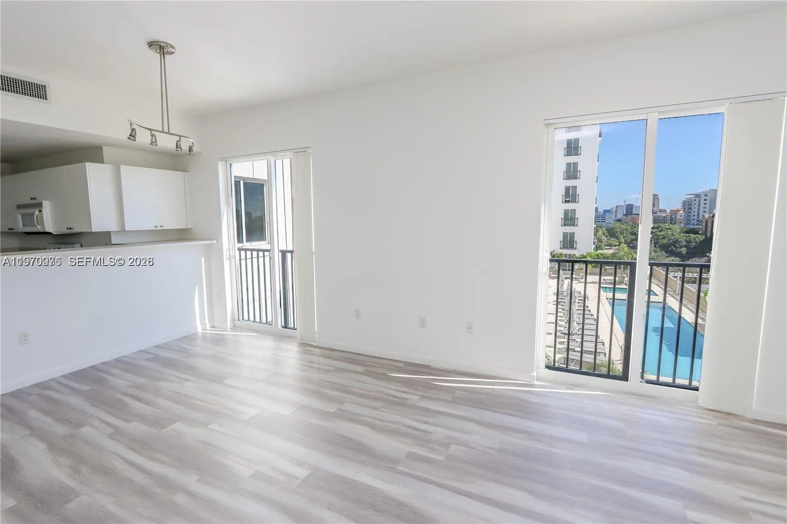 10 Aragon Ave # 804, Coral Gables, FL 33134