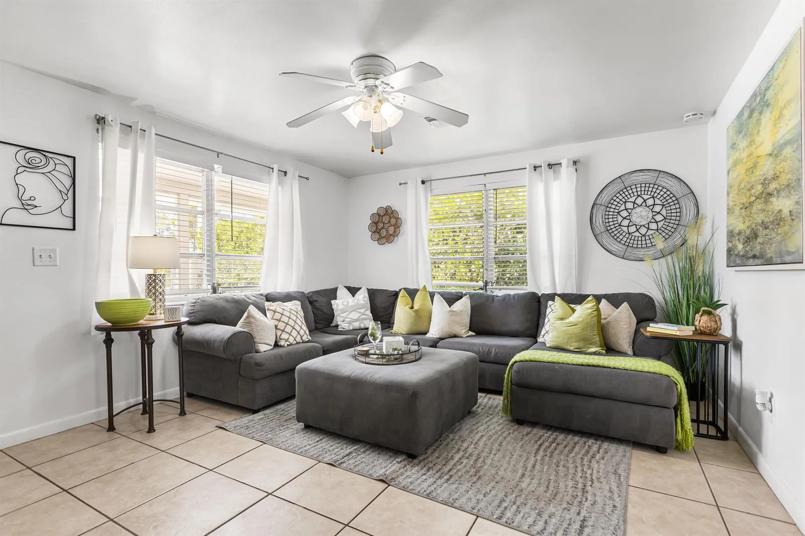 2191 THOMASSON Drive, Naples, FL 34112