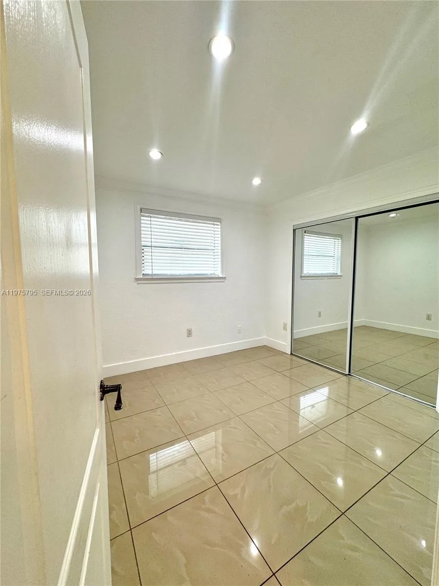 17255 SW 95th Ave # 101, Palmetto Bay, FL 33157 photo 5