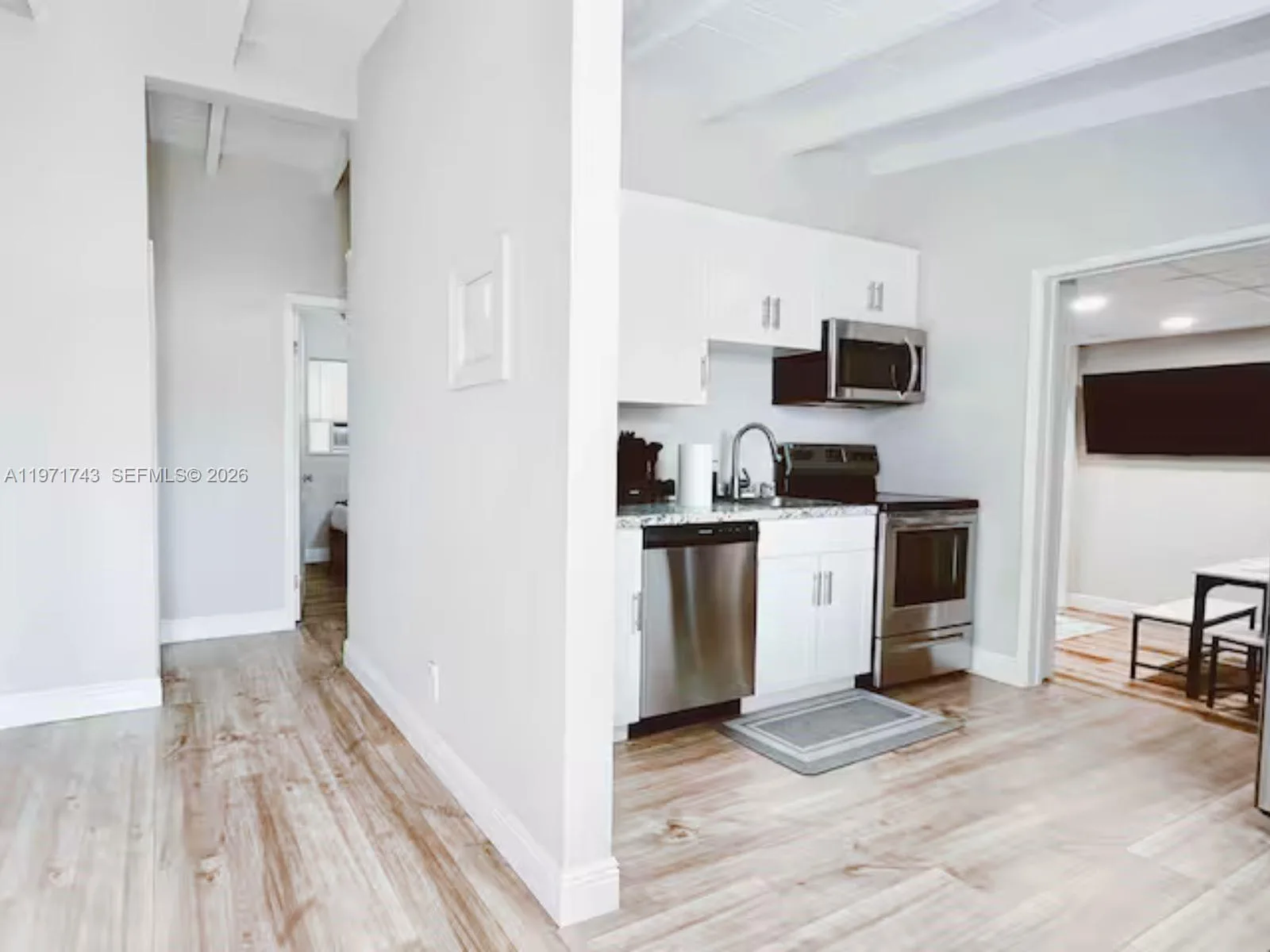 308 NE 8th Ct # 0, Pompano Beach, FL 33060 photo 2