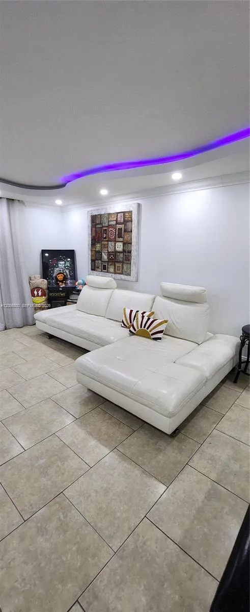 2750 NE 183rd St # 1701, Aventura, FL 33160 photo 5