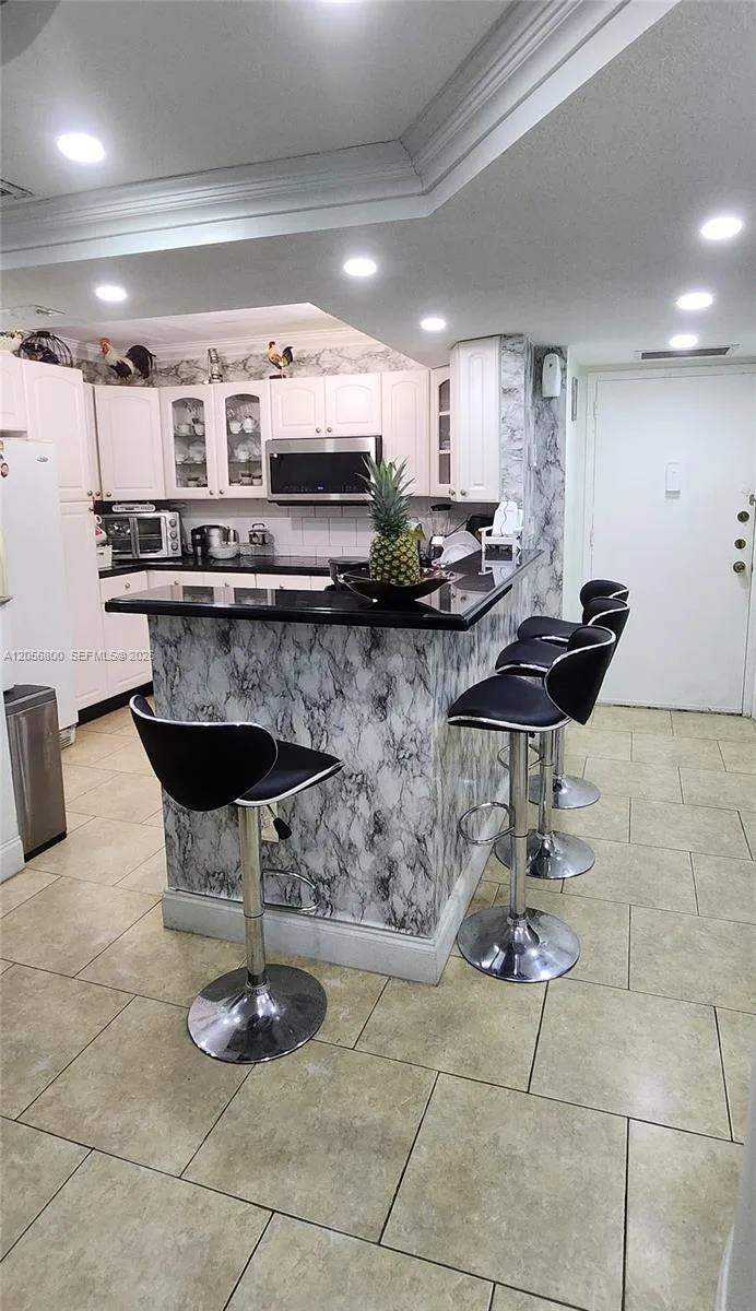 2750 NE 183rd St # 1701, Aventura, FL 33160 photo 9