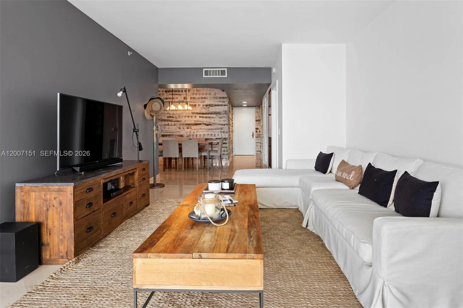 4779 Collins Ave # 1908, Miami Beach, FL 33140