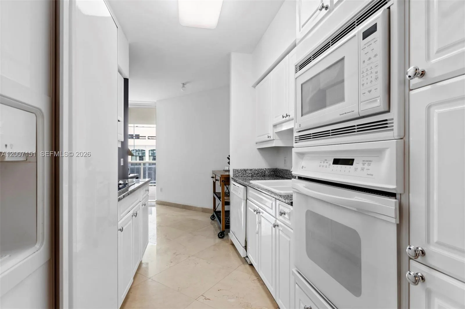 4779 Collins Ave # 1908, Miami Beach, FL 33140 photo 9