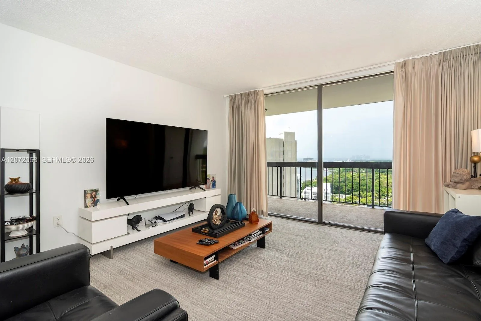 2333 Brickell Ave # 2212, Miami, FL 33129 photo 11