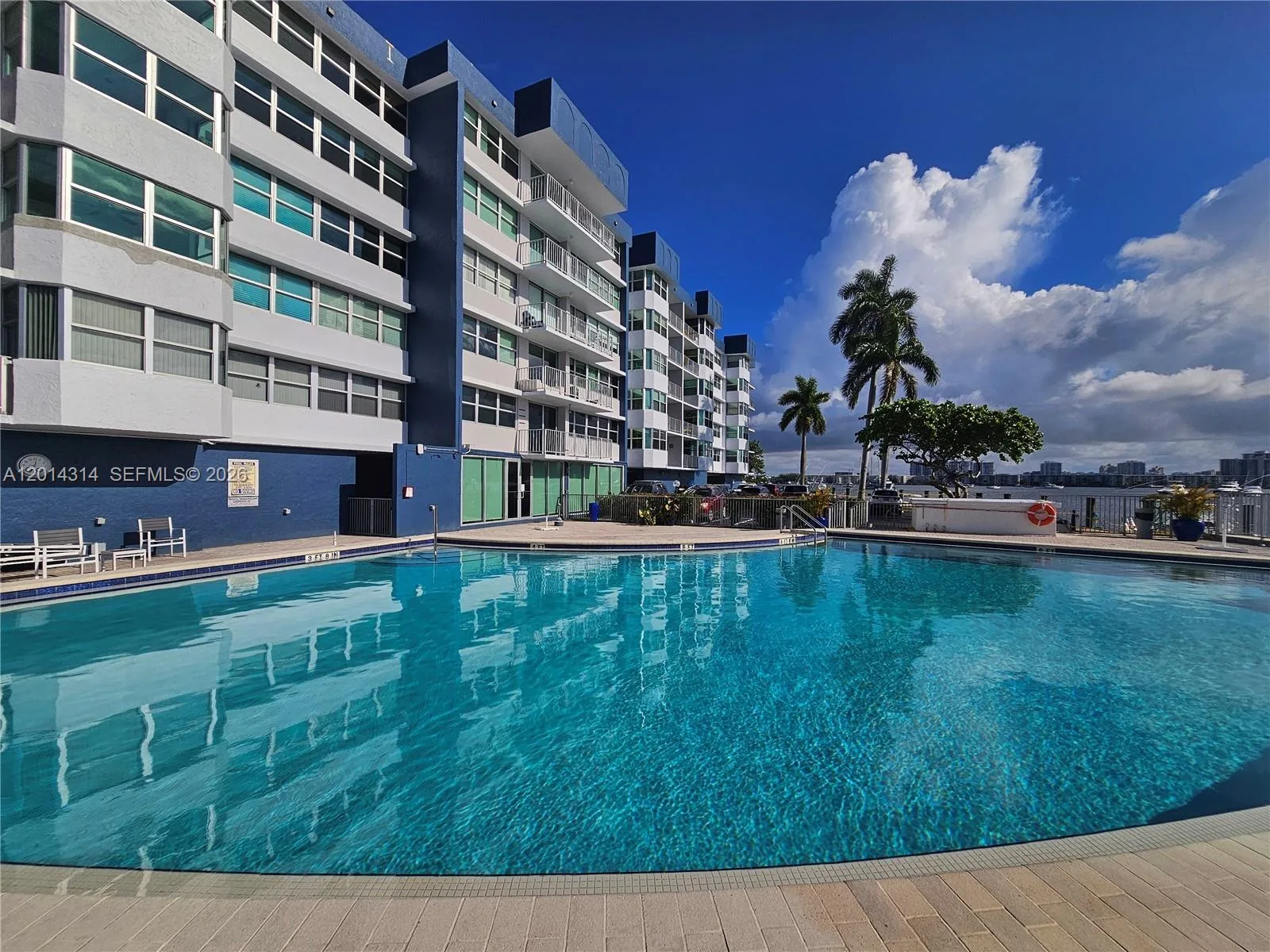 16546 NE 26th Ave # 5H, North Miami Beach, FL 33160