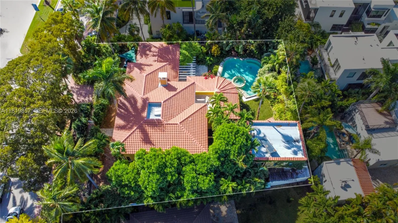 2050 Alton Rd, Miami Beach, FL 33140
