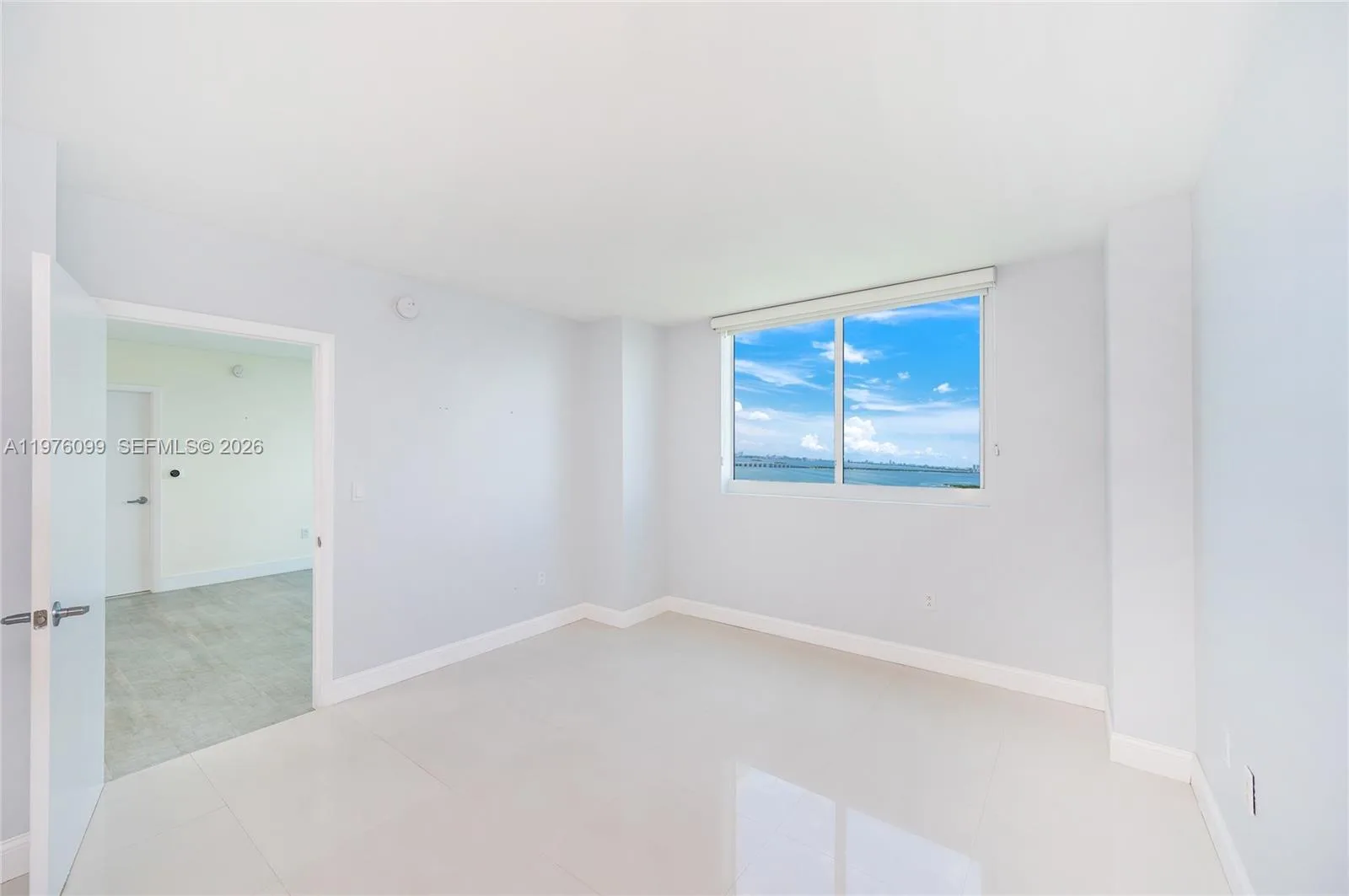 1800 N Bayshore Dr # 2503, Miami, FL 33132 photo 11