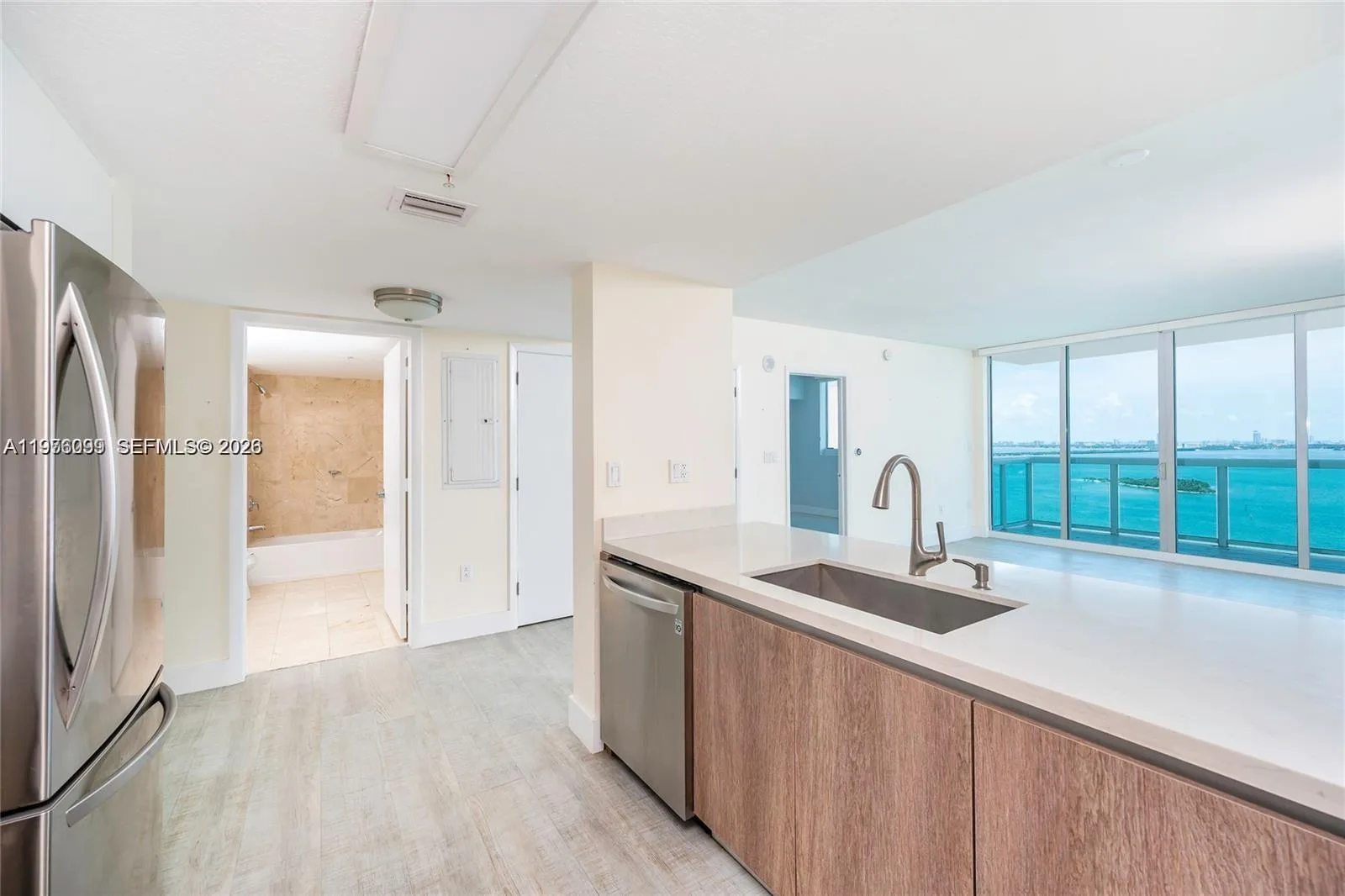 1800 N Bayshore Dr # 2503, Miami, FL 33132 photo 7