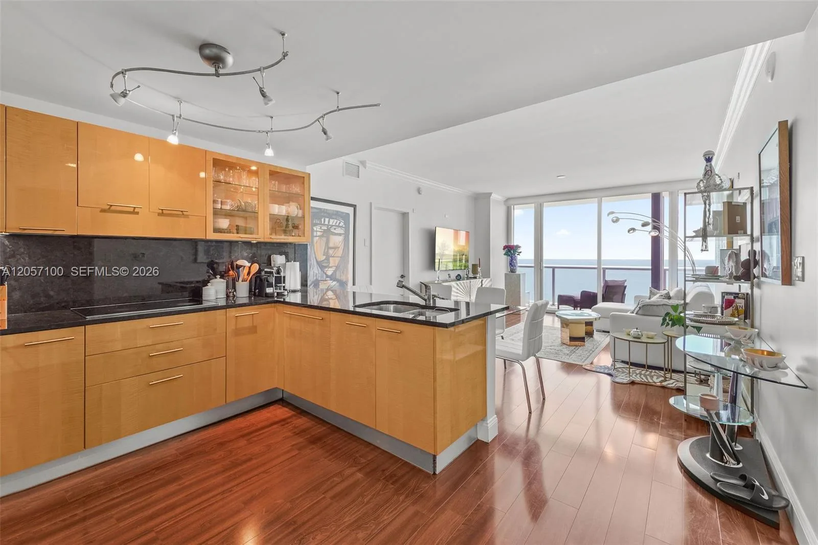 6799 Collins Ave # 1103, Miami Beach, FL 33141 photo 3