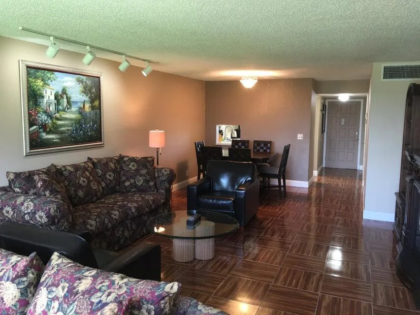 4070 Tivoli Court # 202, Lake Worth, FL 33467 photo 9