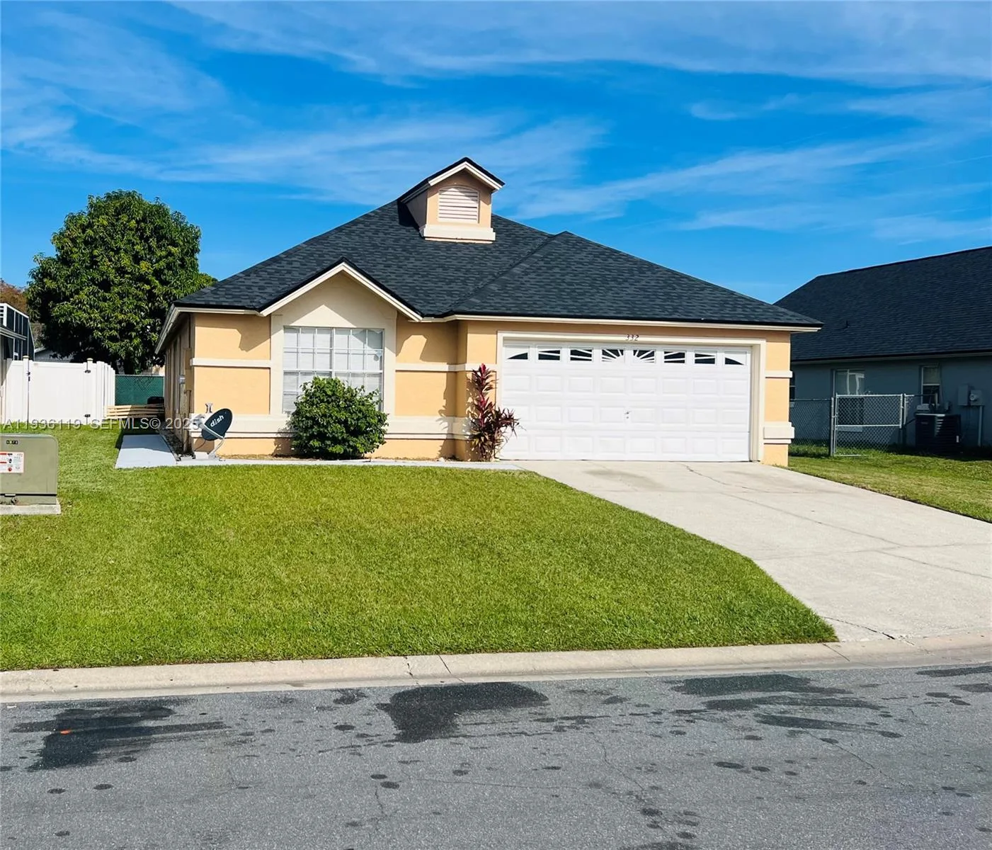 332 OCEANSIDE CT, Kissimmee, FL 34743