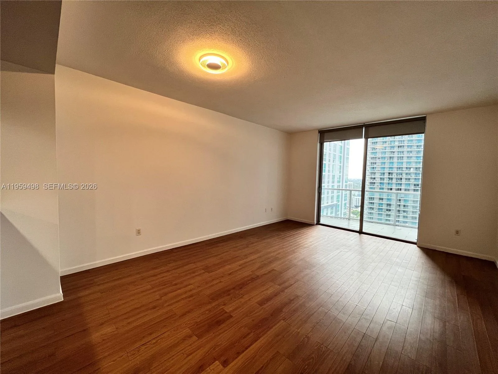 1060 Brickell Ave # 2513, Miami, FL 33131 photo 7