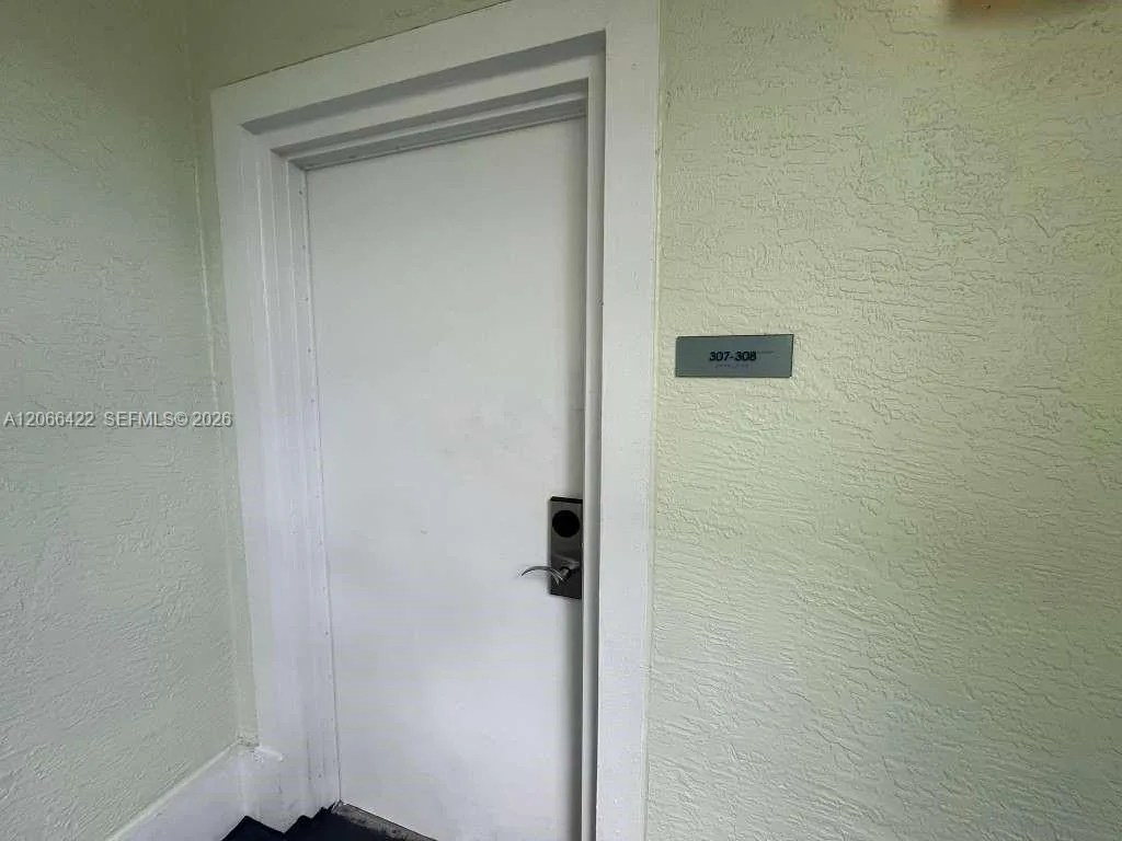 5300 NW 87th Ave # 307, Doral, FL 33178