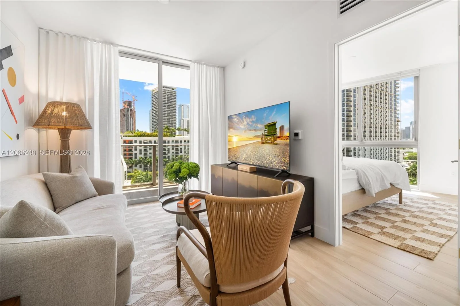 90 NE 32nd street # 801, Miami, FL 33137