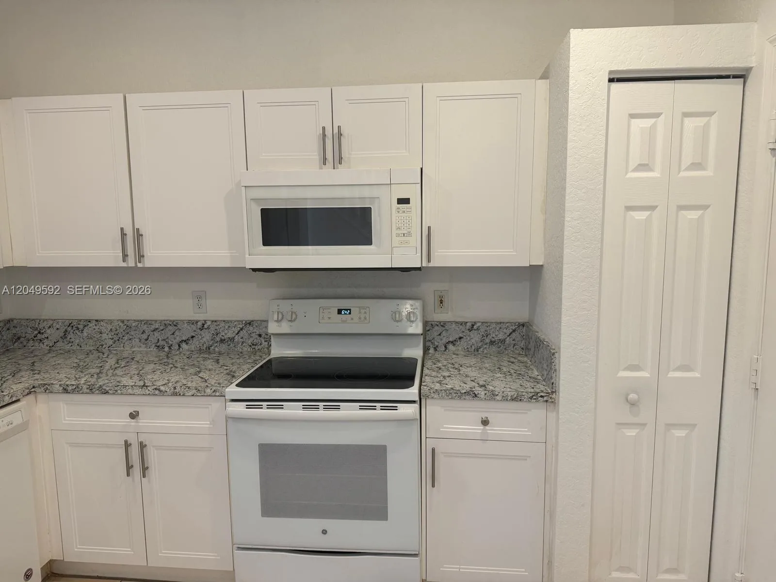 9064 NW 54th St # 9064, Sunrise, FL 33351 photo 5