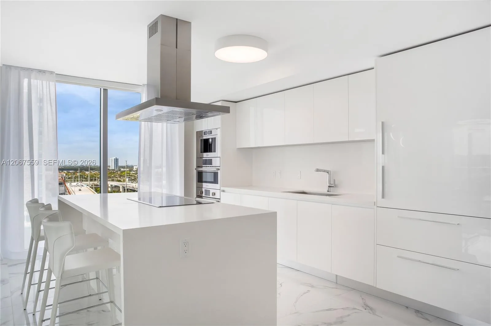 330 Sunny Isles Blvd # 5-1102, Sunny Isles Beach, FL 33160 photo 11