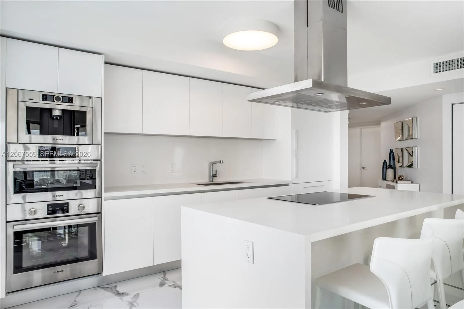330 Sunny Isles Blvd # 5-1102, Sunny Isles Beach, FL 33160 photo 9