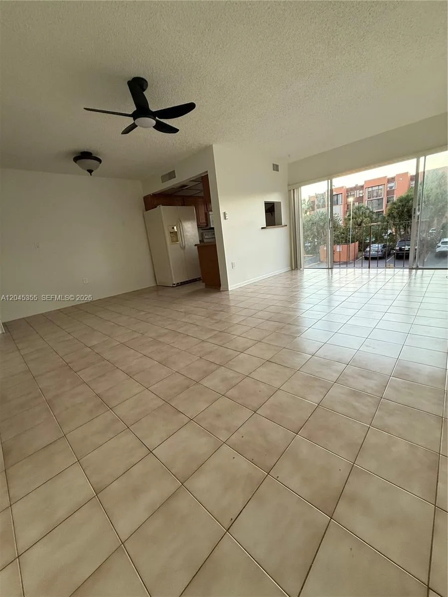 9390 W Flagler St # 224C, Miami, FL 33174 photo 4