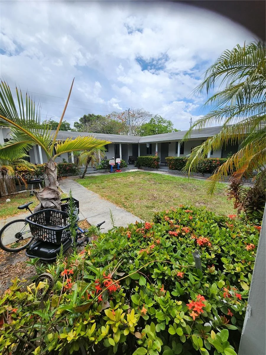 2000 Washington St, Hollywood, FL 33020 photo 11