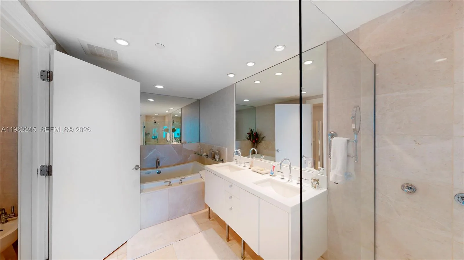 17001 Collins Ave # 3601, Sunny Isles Beach, FL 33160 photo 8