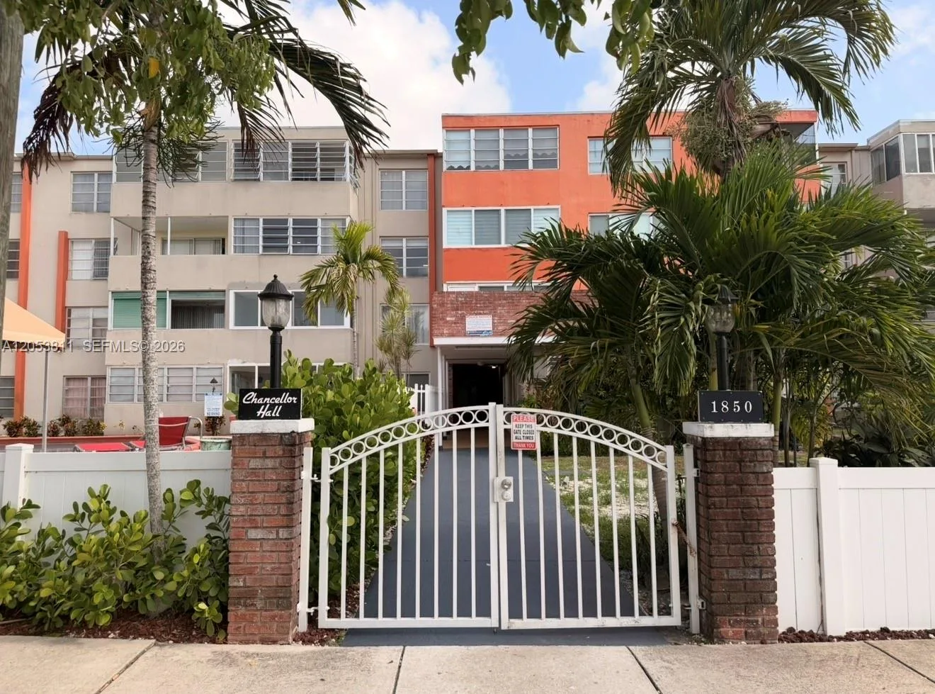 1850 NE 169th St # 302, North Miami Beach, FL 33162
