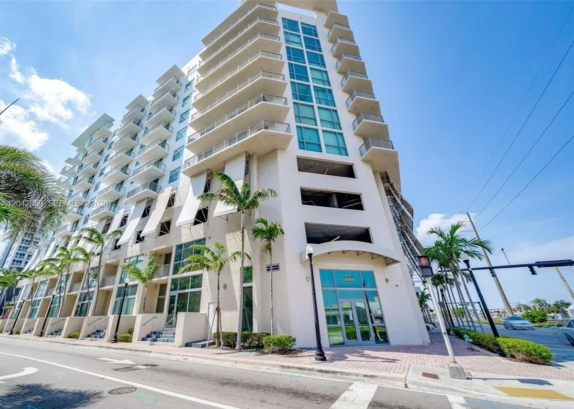 140 S Dixie Hwy # TH104, Hollywood, FL 33020